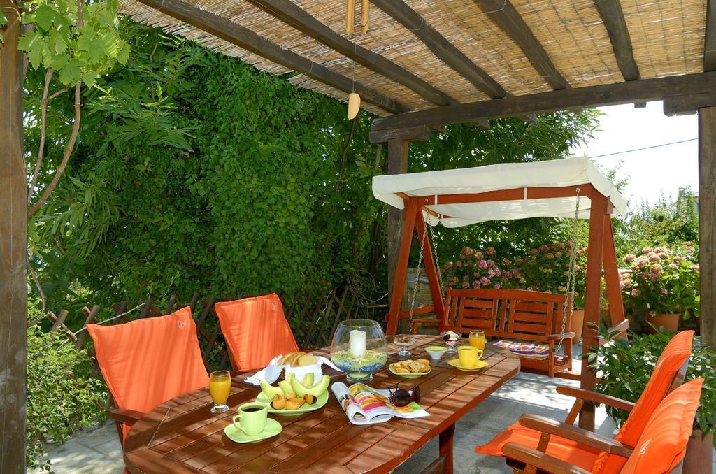 Guesthouse Iris Tsagkarada Buitenkant foto